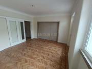 Arrendamento de apartamento T4+1 Junto à Praça de...