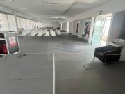 Arrendamento de Belíssimo Espaço Comercial Duas laterais...