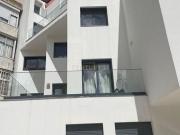 Arrendamento de T5 em Sacavm