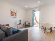 Arrendamento T1 de Charme com Terraço e Vista Rio –...