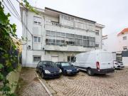 Arrendamento T1 em Almada, Lisboa, com cozinha...