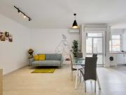 Arrendamento T1 Transformado em T2, Remodelado, a Dois...