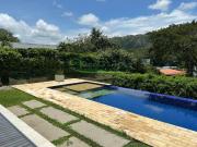 Arrendamos hermosa casa con piscina privada en el...