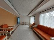 ARRIENDA CASA DE DOS PISOS EN EL CENTRO