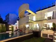 ARRIENDA PROPIEDAD COMERCIAL ART DECO EN BARRIO...