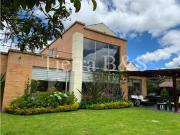 ARRIENDO DE CASA EN SAN SIMÓN, 300 M2 POR $10'500.000
