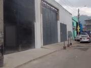 ARRIENDO AMPLIA BODEGA TRIPLE ALTURA CENTRO
