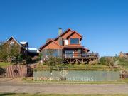 Arriendo amplia casa amoblada, con hermosa vista al Río...