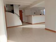 Arriendo apartamento duplex en el Poblado y avenida las...