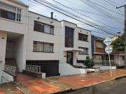 Arriendo apartamento duplex Santa Barbara, 3 habitaciones Arriendo apartamento duplex Santa Barbara, 3 habitaciones