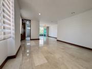 ARRIENDO APARTAMENTO EN POBLADO SANTAMARIA DE LOS ANGELES