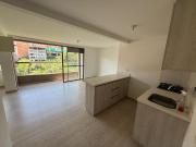 ARRIENDO APARTAMENTO LOMA DE LOS BERNAL