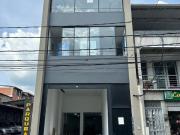 ARRIENDO BODEGA CERCA AL CENTRO