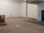ARRIENDO Bodega de 204,1 m2 + 47,6 m2 de Altillo, Av. La...
