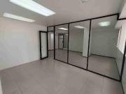 Arriendo bonita oficina