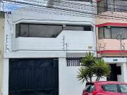 Arriendo casa 3 dormitorios, 2 estacionamientos