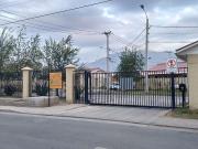 Arriendo casa 3D 2B 2E en Condominio Portal de Calle Larga