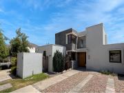 Arriendo Casa 3D 3B+S en Condominio. Chamisero