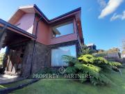 Arriendo casa amoblada en excelente ubicación Isla Teja Arriendo casa amoblada en excelente ubicación Isla Teja