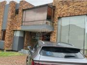 ARRIENDO CASA APOSENTOS