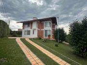 Arriendo casa campestre en Pereira