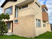 Arriendo casa campestre para estrenar en Cajicá...