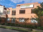 Arriendo casa comercial en Quinta Paredes