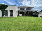 ARRIENDO Casa Cumbayá