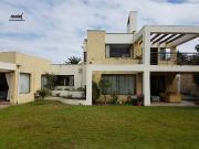 Arriendo Casa de 320m2 construidos, Los Almendros, Reñaca