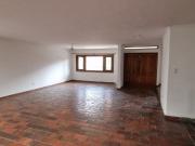 ARRIENDO CASA COMERCIAL EN EL BARRIO SANTA TERESITA