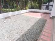 Arriendo casa en el poblado, sector san lucas