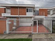 ARRIENDO CASA EN LAS VILLAS
