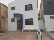 ARRIENDO CASA EN MANTA AL SUR
