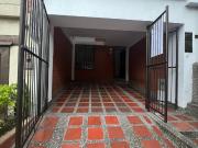 ARRIENDO CASA ENVIGADO SECTOR EL DORADO 4 HABITACIONES