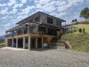 Arriendo Casa espectacular vista en la Vereda el Marquez...