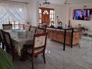 ARRIENDO CASA GRANDE ESQUINA SECTOR SUR