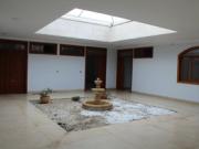 Arriendo casa independiente en ciudad jardin, Cali
