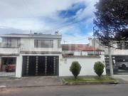 ARRIENDO CASA LAS VILLAS