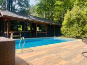 ARRIENDO CASA TEMPORADA PUCON PISCINA Y HOT TAB