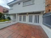 ARRIENDO de CASA COMERCIAL en BOGOTA