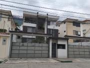 Alquilo departamento Colina de los Ceibos, frente al...