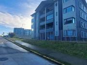 Arriendo departamento estudio con patio, a pasos de...