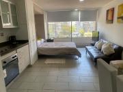 Arriendo departamento las condes los barbechos con av....