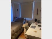 Arriendo dormitorio amoblado cerca al Metro Bellas Artes