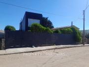 Arriendo enero, casa en Laguna a pasos de la playa