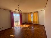 Arriendo espaciosa casa areyuna, sector Los Hibuscus con...