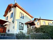 Arriendo estupenda casa en condominio con vista al mar