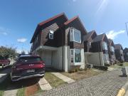 ARRIENDO EXCELENTE PROPIEDAD EN CONDOMINIO TOROBAYO