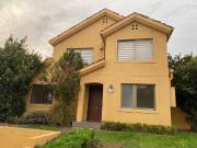 ARRIENDO HERMOSA CASA AISLADA CON VISTA PRIVILEGIADA 5D4B