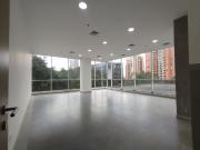 Arriendo hermosa oficina con vista campestre en poblado